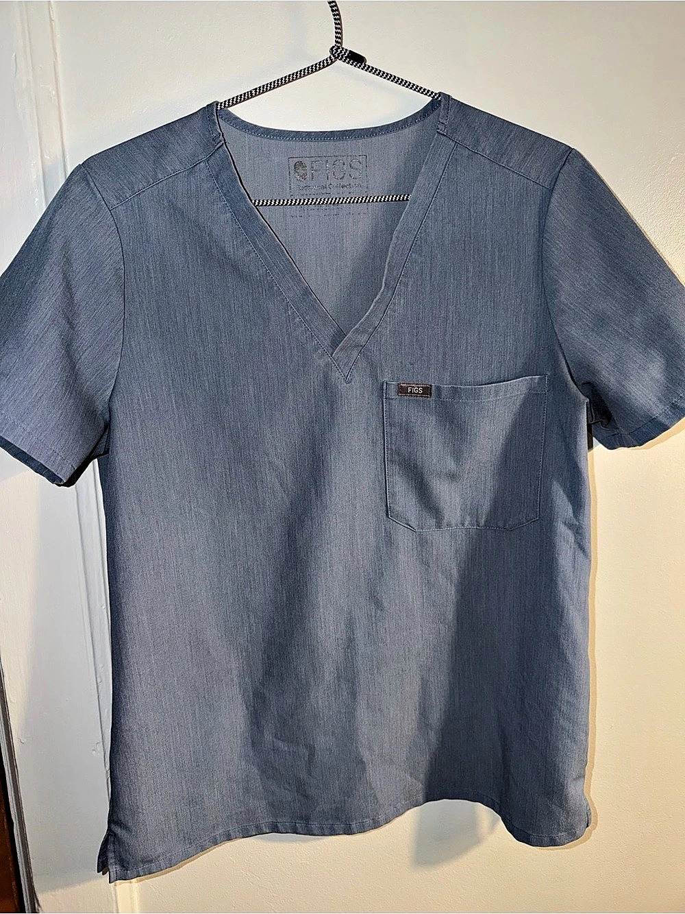 FIGS Catarina Scrub Top Short Sleeve V-Neck Blue